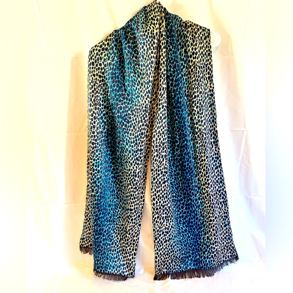 Bernie of New York TWO SIDED Animal print 100% silk scarf